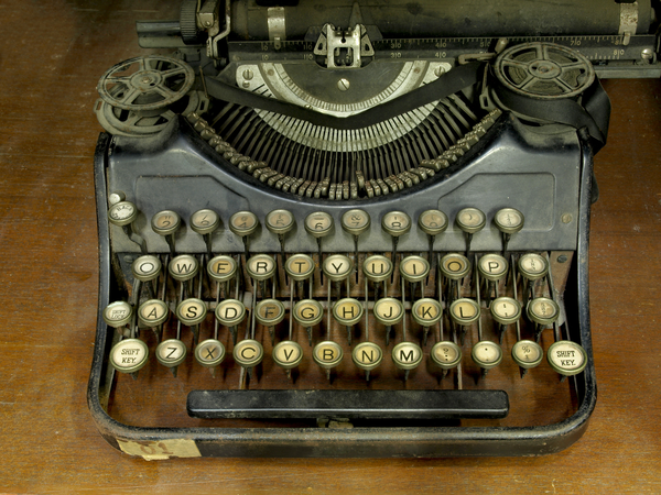 free clipart vintage typewriter - photo #39