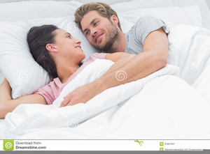 Free Clipart Couple Embracing Image