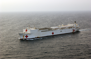 The Hospital Ship Usns Comfort (t-ah 20) Steams Through The Waters While Deployed  To The Arabian Gulf. Image